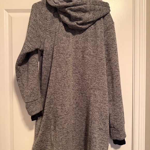 Calvin Klein Performance Tunic Hoodie - Plus Size - Picture 3 of 3